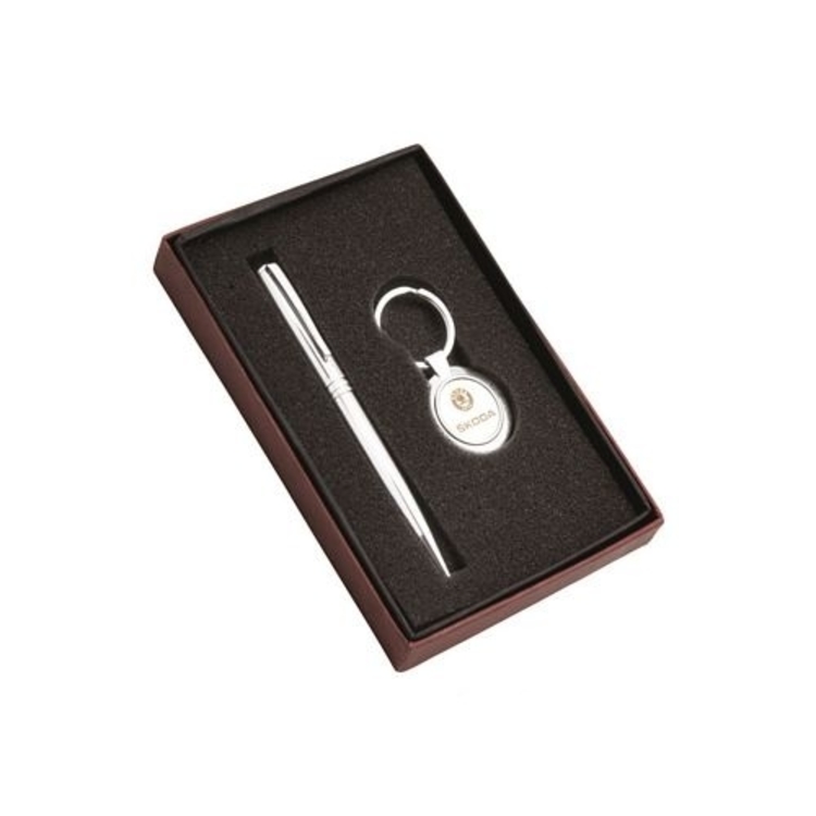 Pen and keychain gift set 