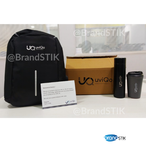 uviQo Employee Onboarding Kit